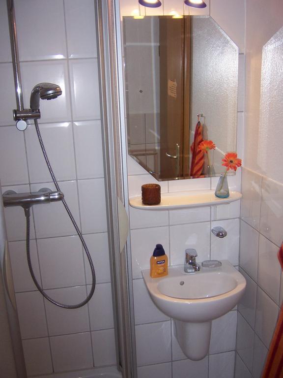 Haus Am Roseneck Hotel Luneburg Room photo